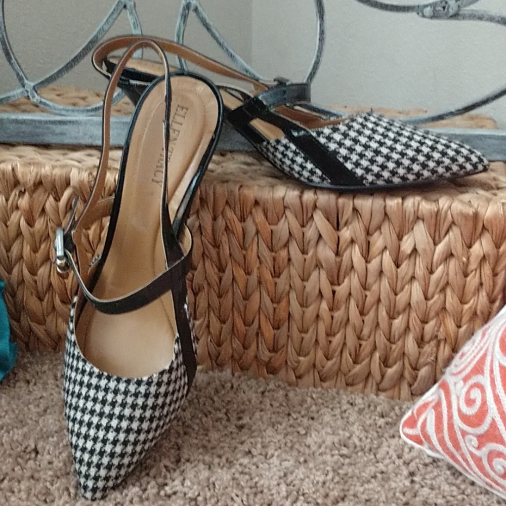Herringbone pumps